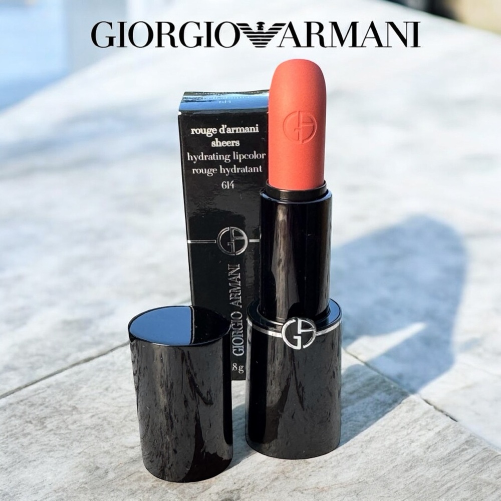 Giorgio Armani Rouge D'Armani Sheers
Hydrating Lipcolor in 614 Belladonna NIB - Picture 8 of 8